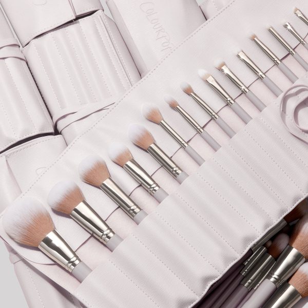 The Ultimate Stunner - Image 9