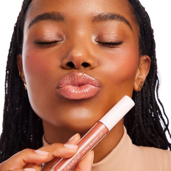 It Girl - Image 2
